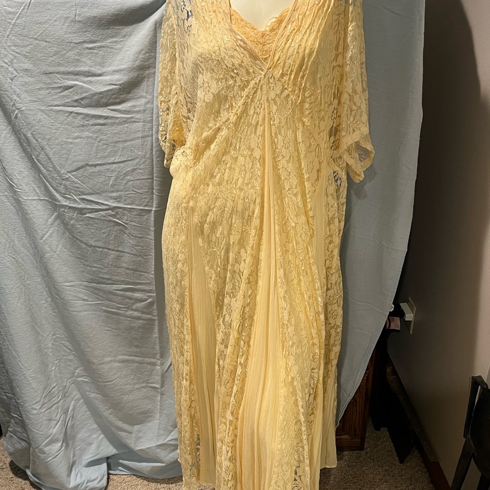Lola Embellished Yellow Cream Maxi Dress for Weddings
